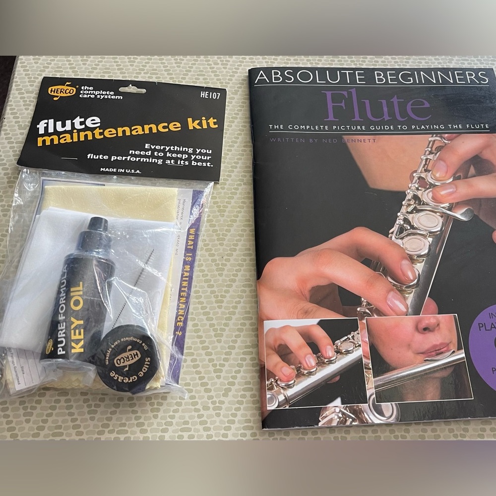 Beginners Flute Book with CD and New Flute Maintenance Kit